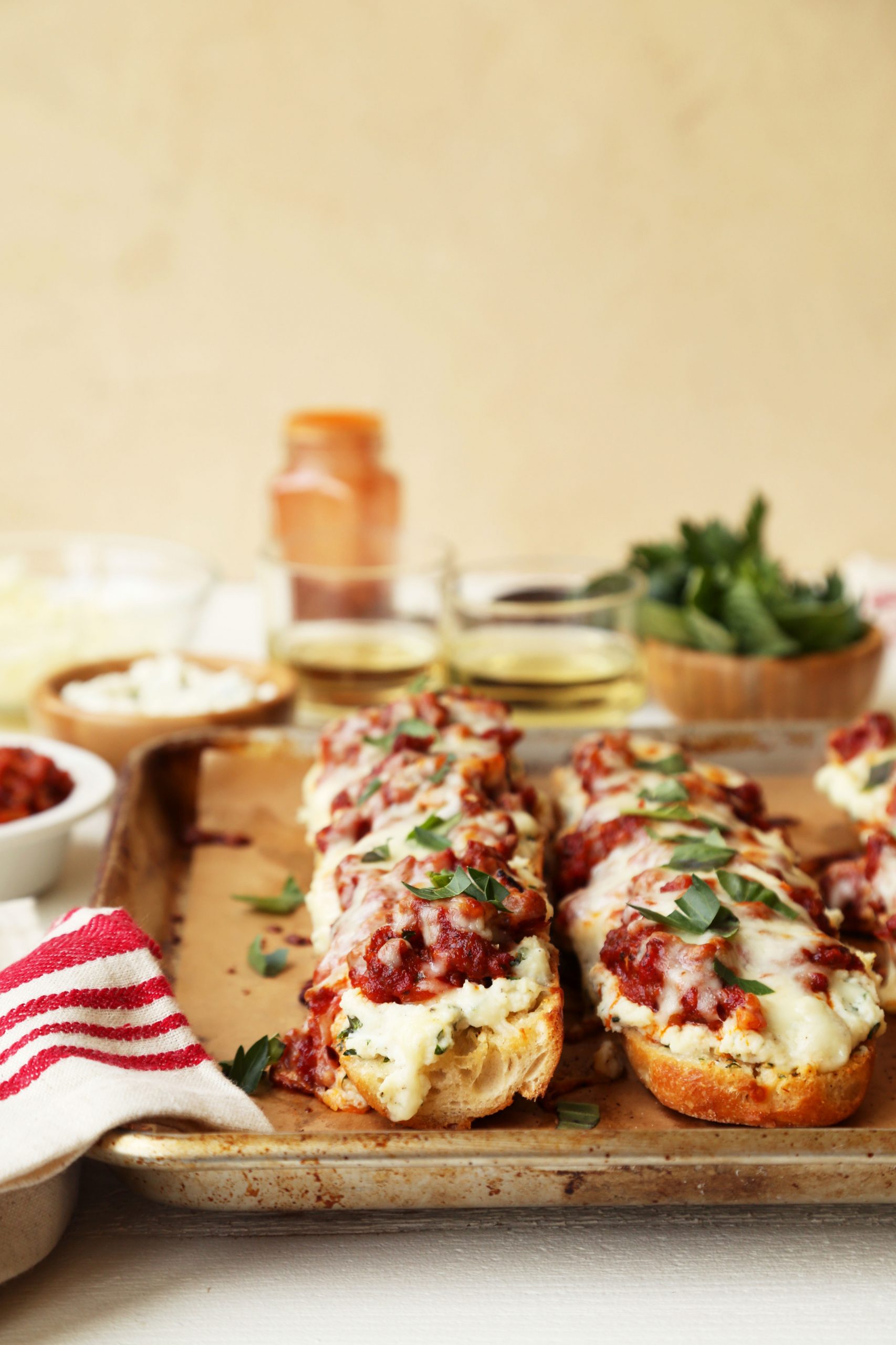 Garlic Bread Lasagna French Bread Pizzas